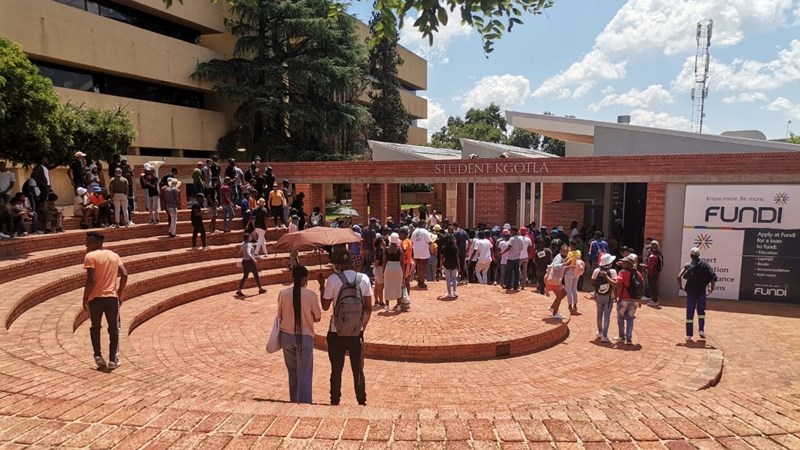#UFS returns to online learning | News Article