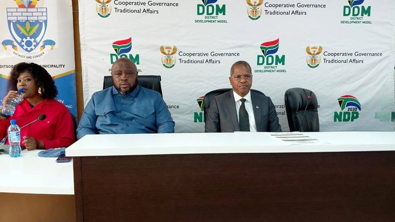 Cogta minister calls for unity in Ditsobotla council | News Article