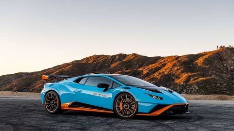 Weird Wide Web - A Lamborghini for a great father | News Article