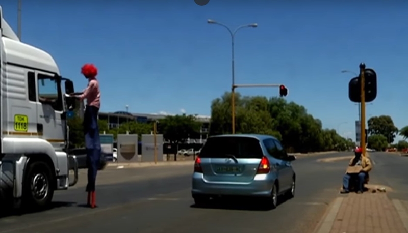 Young Kimberley artist responds creatively to adversity on the streets | News Article