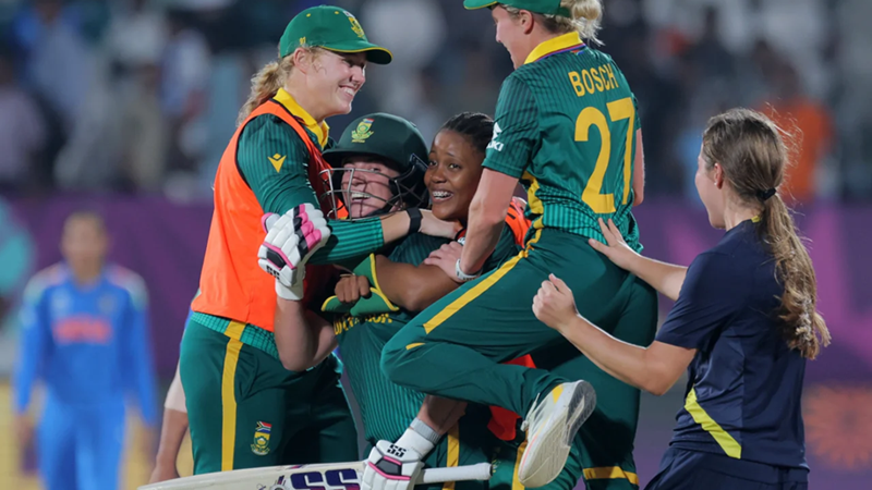 Heroic De Klerk blasts the Proteas to a famous victory Heroic De Klerk blasts the Proteas to a famous victory | News Article