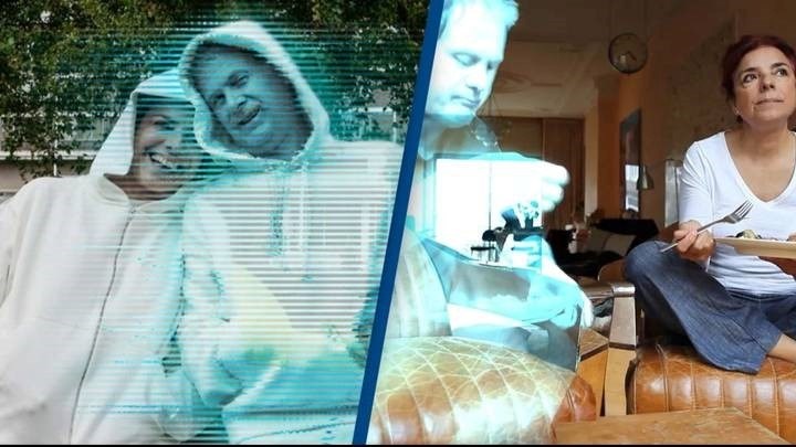 Weird Wide Web – Vrou wil trou met hologram Weird Wide Web – Vrou wil trou met hologram | News Article