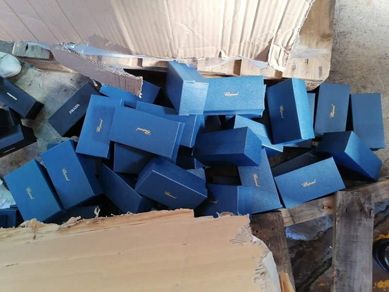 Vigilant police intercept counterfeit goods shipment  | News Article