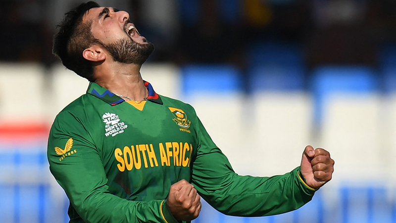 'We don't see them as new or junior guys coming into the squad' - Shamsi | News Article