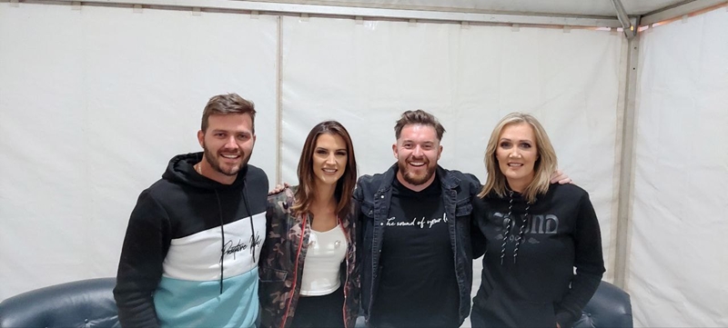 KYK: Juanita, Ruan en Franja Du Plessis sing | News Article