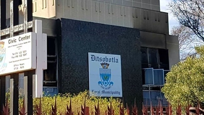 DA demands national intervention at Ditsobotla Municipality | News Article