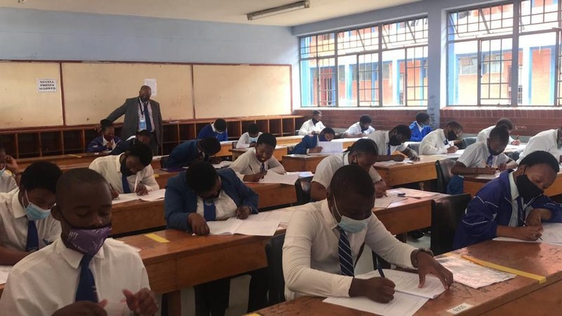 #MatricExams: Education to meet with Eskom over blackouts | News Article