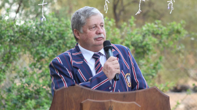 Noordwes-hoof verstaan nie debat in media oor sy skool se langer ure Noordwes-hoof verstaan nie debat in media oor sy skool se langer ure | News Article