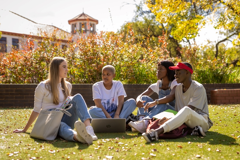 UFS hosts open days for high schoolers | News Article
