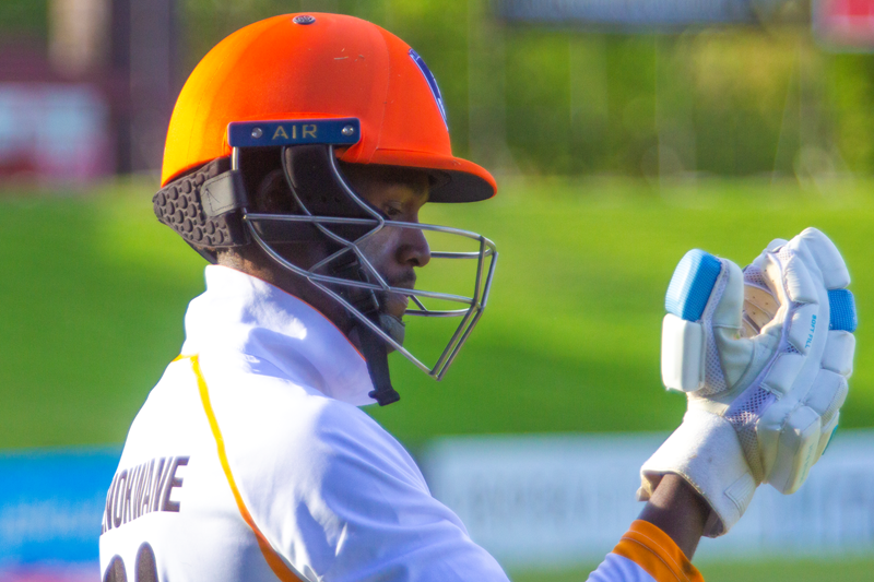 Senokwane leads the Knights’ fight with a fine century | News Article