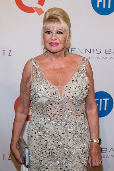 Donald Trump's first wife #Ivana dies | News Article