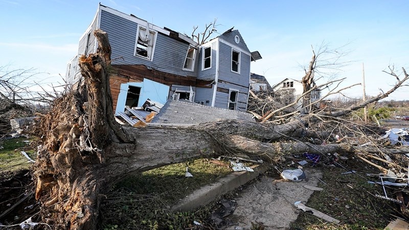 #Tornadoes kill 83 across six US states | News Article