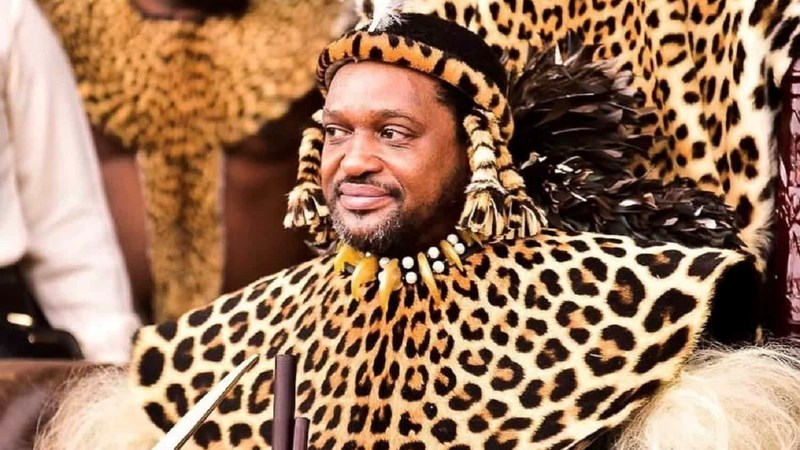 Koning Misuzulu kanselleer rietdans uit respek vir Buthelezi Koning Misuzulu kanselleer rietdans uit respek vir Buthelezi | News Article
