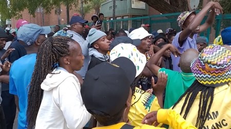 ANC supporters protesting against IPC in Welkom - VIDEO | News Article