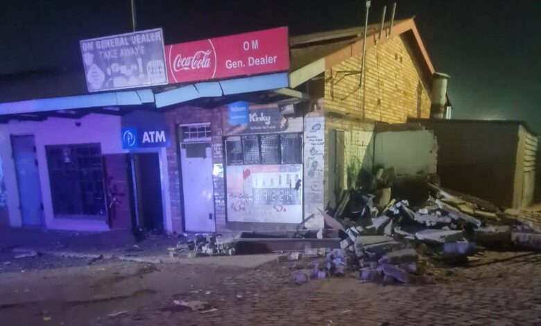 4 kitsbanke in Vaaldriehoek opgeblaas  | News Article