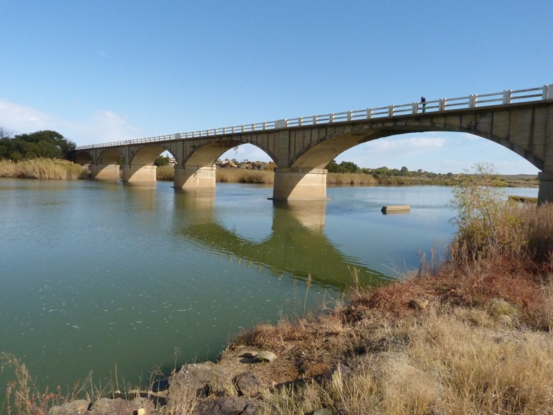 Soektog na mans in Vaalrivier duur voort | News Article