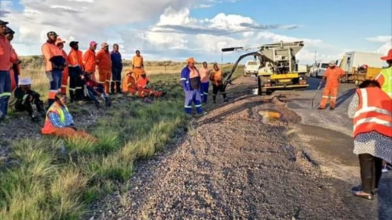 Northern Cape's flooded #R31 under construction Northern Cape's flooded #R31 under construction | News Article
