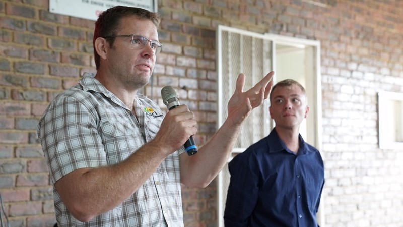 Boere in Hennenman, Ventersburg hoop vir positiewe uitkoms met misdaadprobleme Boere in Hennenman, Ventersburg hoop vir positiewe uitkoms met misdaadprobleme | News Article