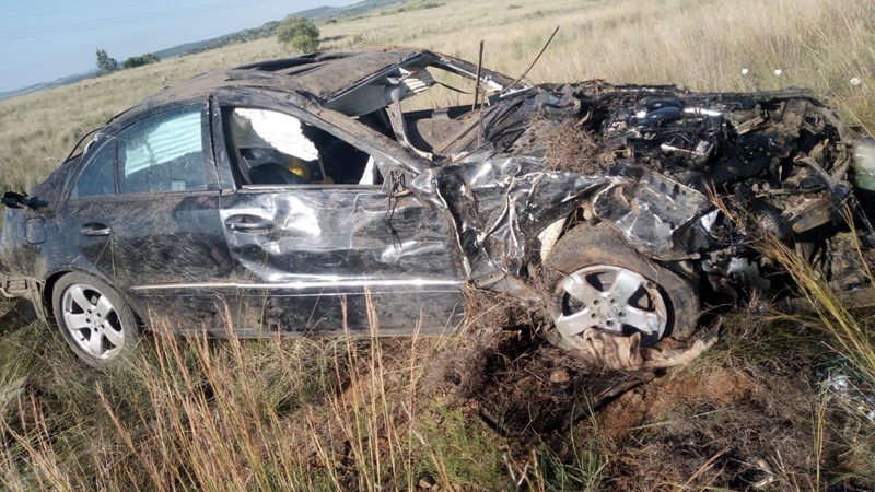 Two injured after car overturn on N8 | News Article