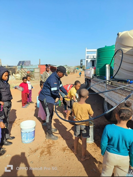 Waterprobleme in Kimberley kniehalter gesondheidsdienste | News Article