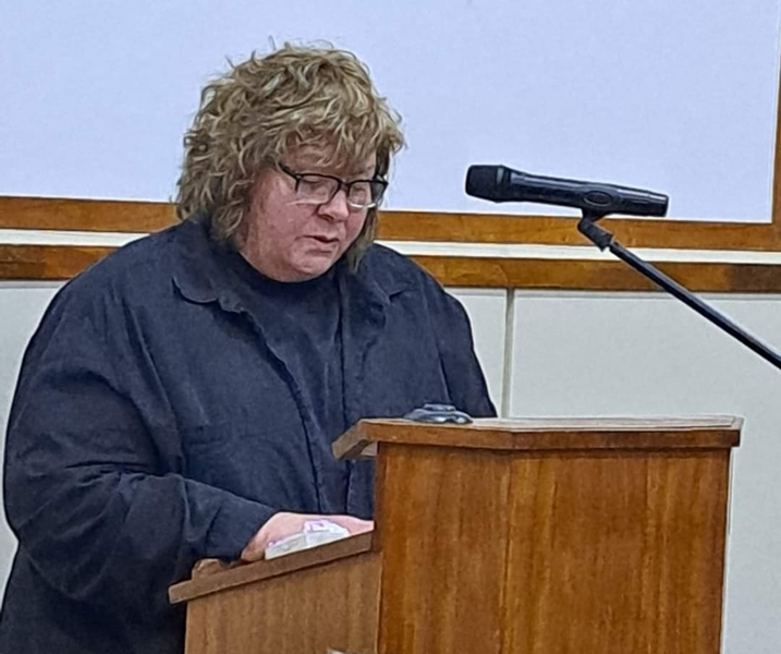 Bloemfonteiners vereer vir jare lange toewyding aan taal en kultuur | News Article