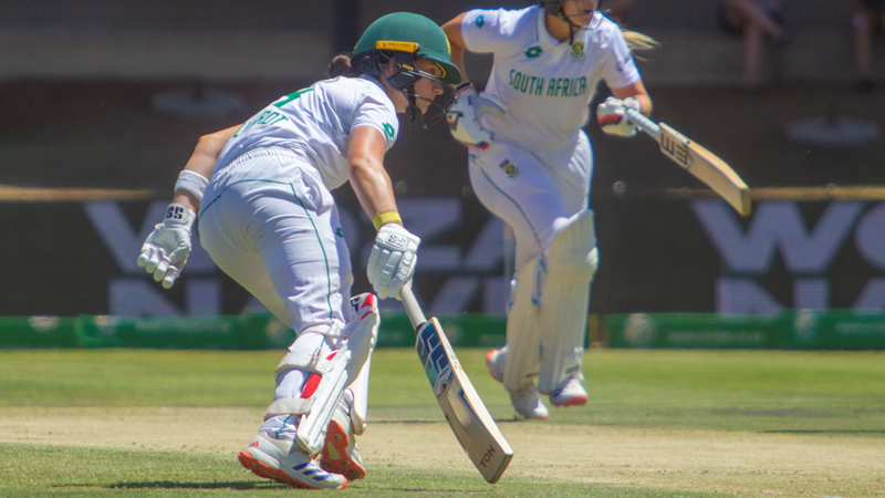 Batting collapse puts England in command in Bloemfontein | News Article