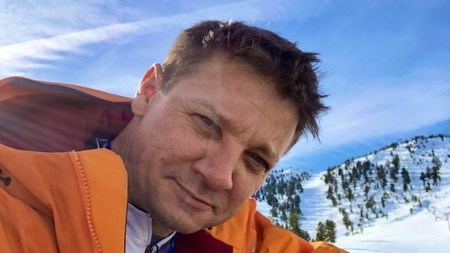 Actor Jeremy Renner critically injured in snowplough accident | News Article