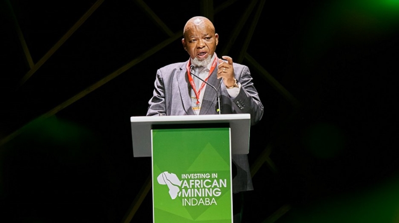 Load-shedding costs economy R1 billion a day - Mantashe | News Article