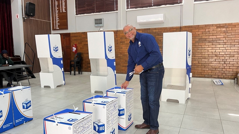 #OFMElectionWatch: Northern Cape’s DA premier candidate votes for change | News Article