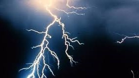 Free State baby survives lightning strike | News Article