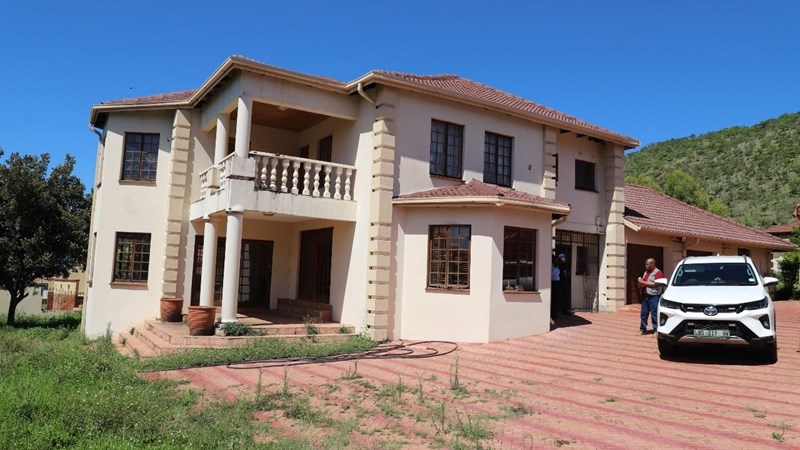 State house in North West left to decay for over a decade | News Article