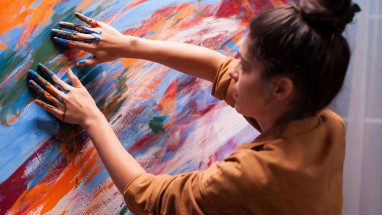 Ontdek die waarde van kunsterapie vir kinders en volwassenes | News Article
