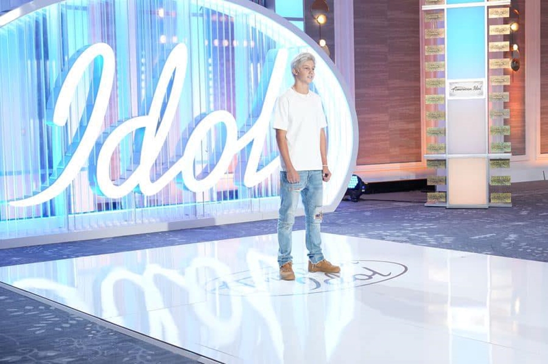 Jong Suid-Afrikaner kry goue kaartjie op American Idol | News Article