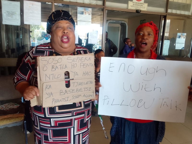 'MAP municipal employees switch off water and electricity when their salaries are delayed' | News Article