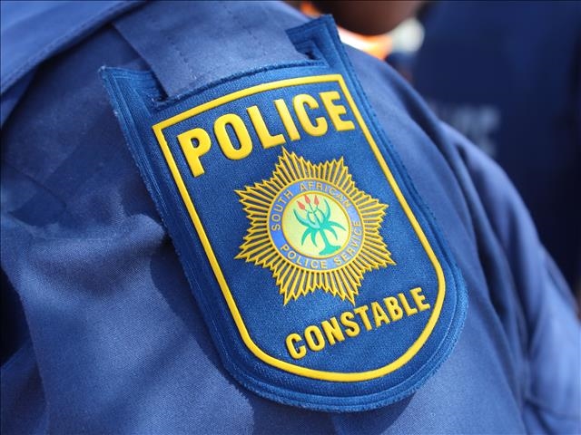 Vermeende dwelmhandelaar glo deur polisie gesleep; Opod ondersoek | News Article