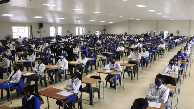Umalusi concerned over cheating, but approves 2022 matric results Umalusi concerned over cheating, but approves 2022 matric results | News Article