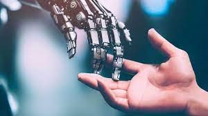 Weird Wide Web – Kletsbot draai teen sy eie maatskappy | News Article