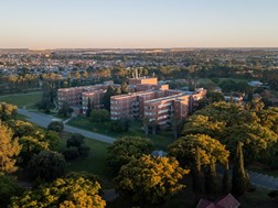 Hospitale, skole se dienste gesny om Matjhabeng se R1 mjd. te verhaal | News Article