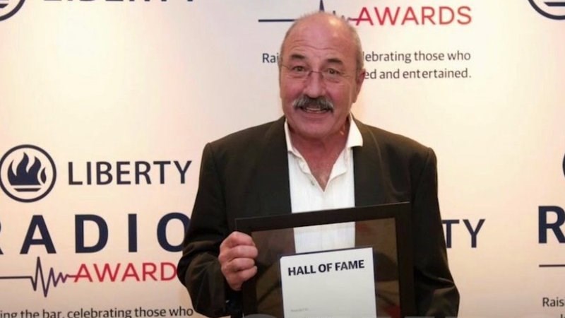 SA radio legend Kevin Savage has died SA radio legend Kevin Savage has died | News Article