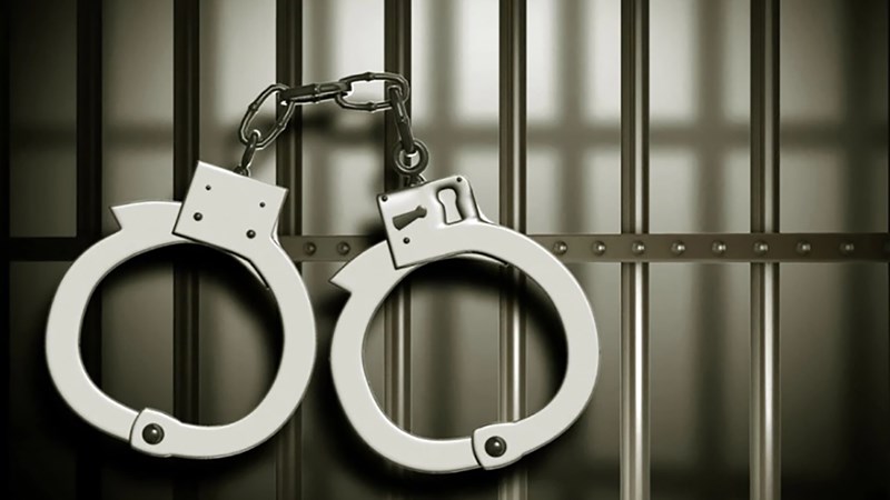 Two suspects arrested after robbery at Bayswater business centre Two suspects arrested after robbery at Bayswater business centre | News Article