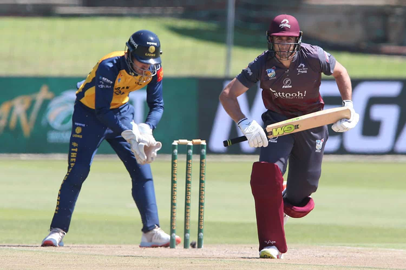Dragons captain, Van den Bergh, calls it a day | News Article