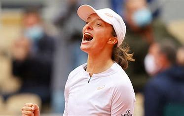 Swiatek wins fourth French Open title | News Article