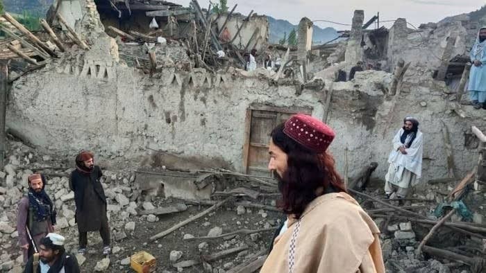 Dodetal van aardbewings in Afghanistan styg tot 'meer as duisend' Dodetal van aardbewings in Afghanistan styg tot 'meer as duisend' | News Article