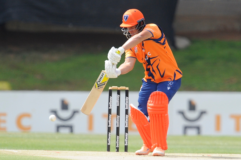 Snyman ton steers Knights to fifth straight victory | News Article