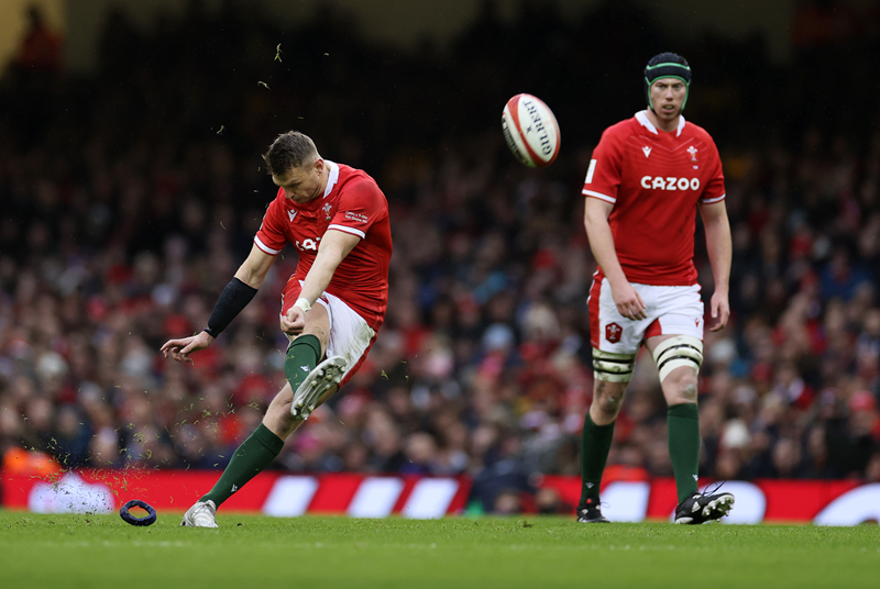 Wales look to put pressure on Jantjies and De Klerk | News Article