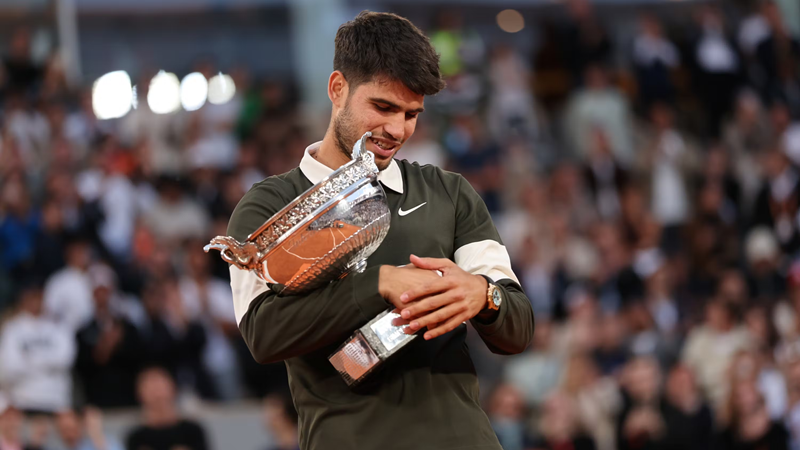 Alcaraz stages incredible comeback to defend French Open title Alcaraz stages incredible comeback to defend French Open title | News Article