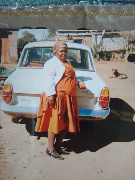 Bloemfontein woman (83), whose yard was engulfed by sewage, died | News Article