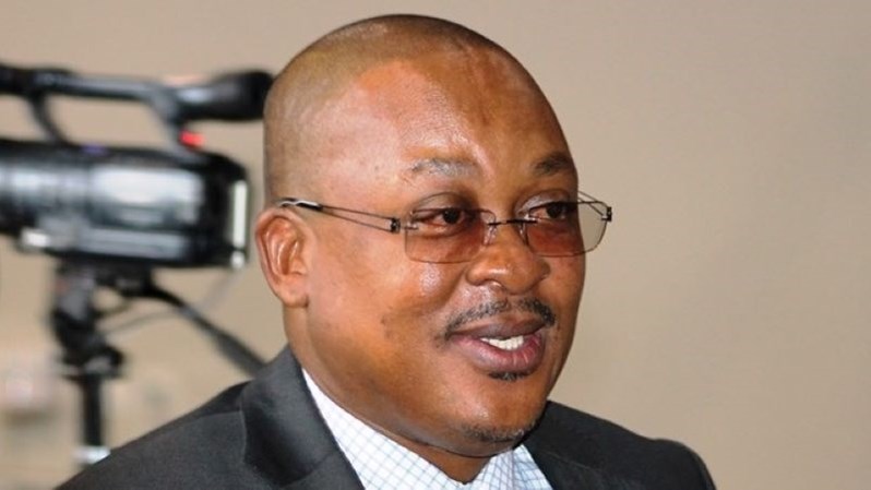 Block te platsak om vir lastersaak te betaal Block te platsak om vir lastersaak te betaal | News Article