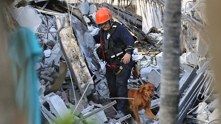 At least 99 missing after partial building collapse near Miami | News Article