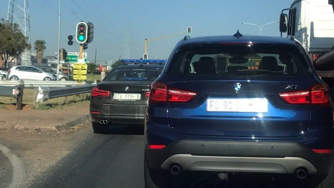AA calls for review of politicians' blue light brigades | News Article